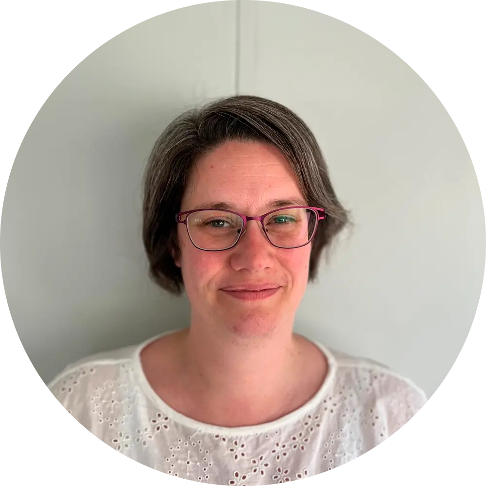 Portrait de Chloé Girard - Assistante administrative et comptable Chez Charlet Bazon - Nord Primeurs